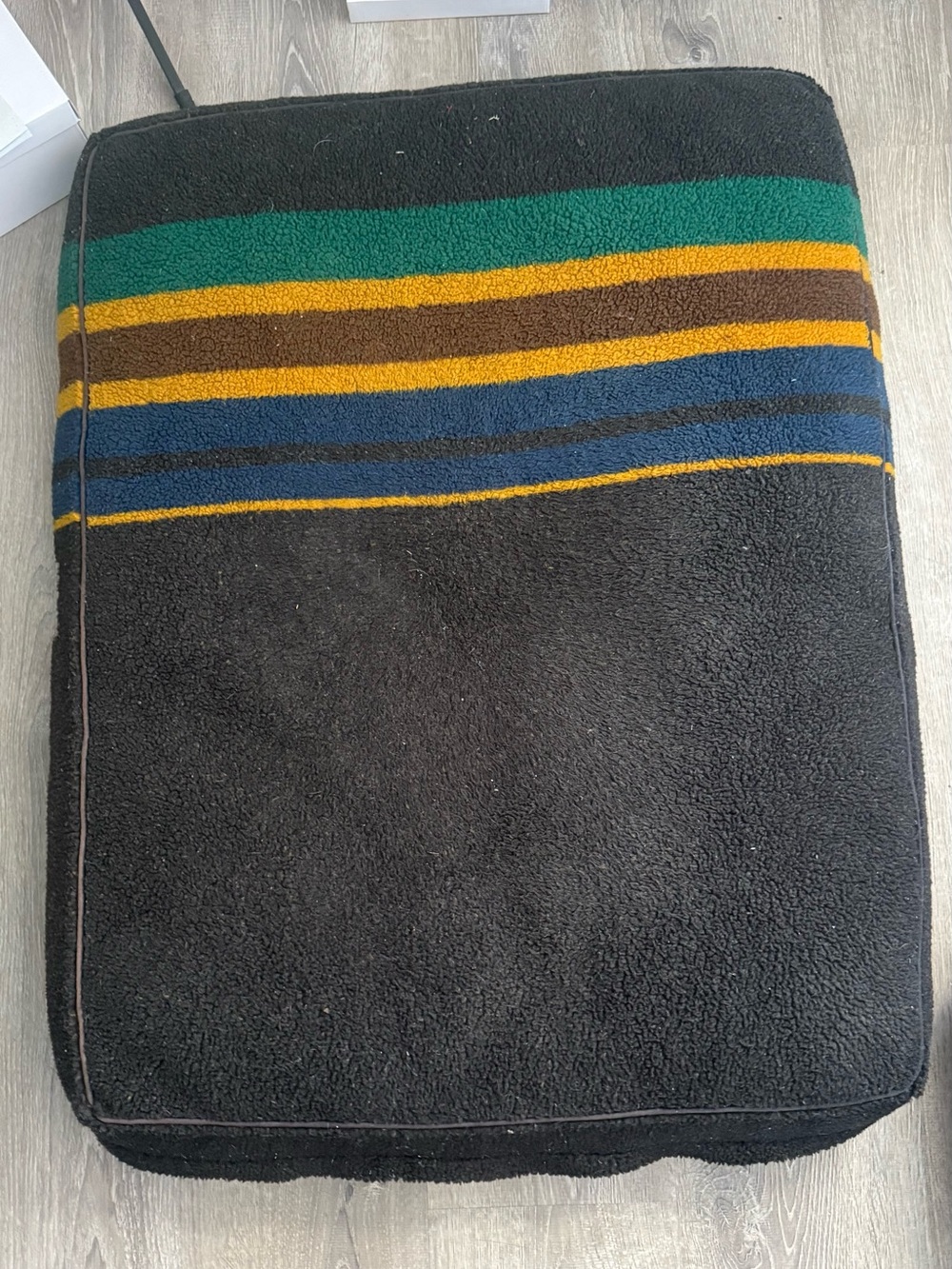 Pendleton Vintage Stripe Dog Bed 36X28X5